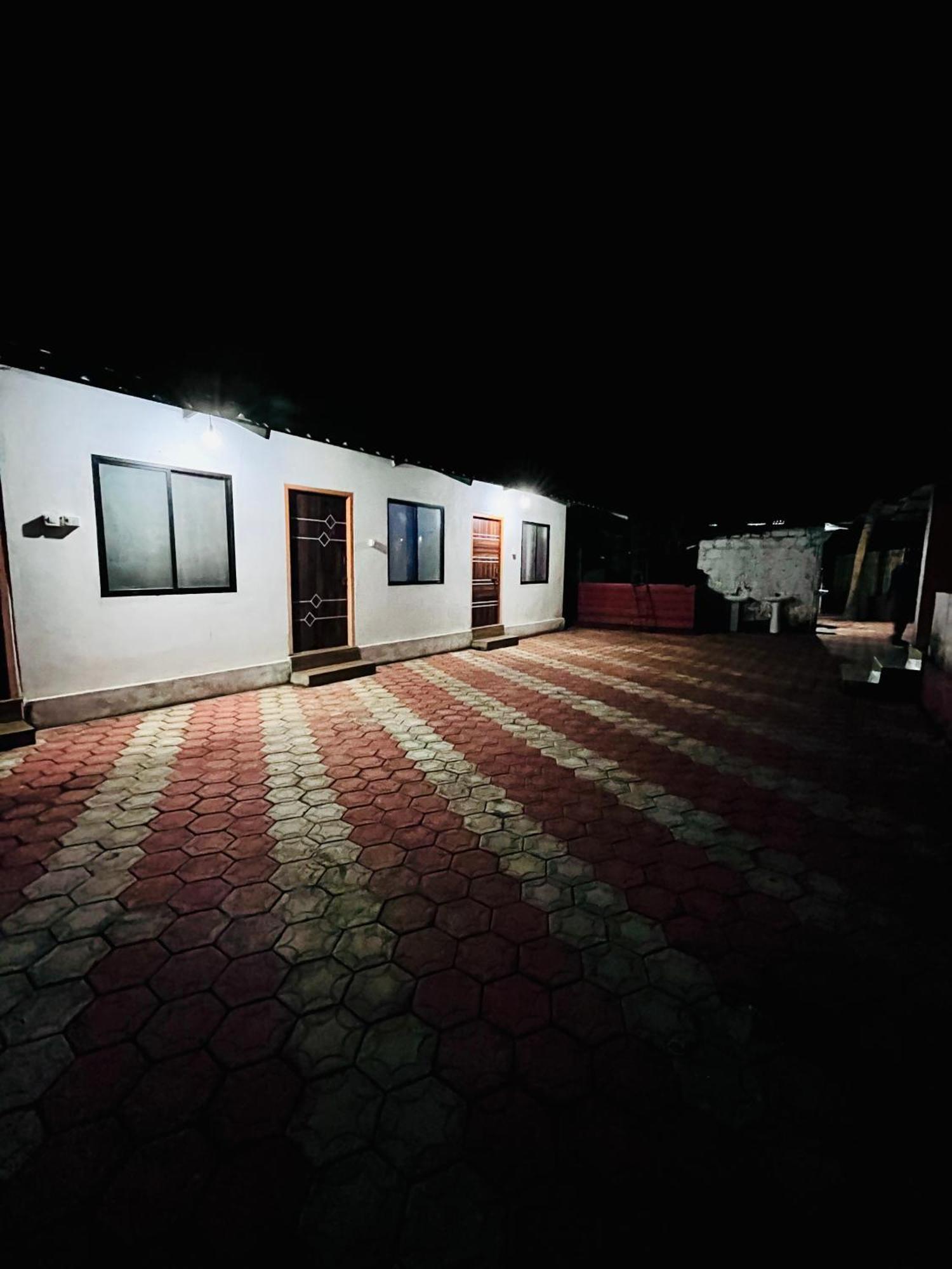 Gokarna Adventure Hotel Bagian luar foto